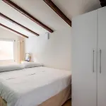Apartment La Mansarda Del Pratello By Wonderful Italy Bologna