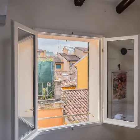 La Mansarda Del Pratello By Wonderful Italy Apartamento