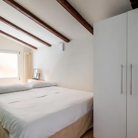 Apartment La Mansarda Del Pratello By Wonderful Italy Bologna