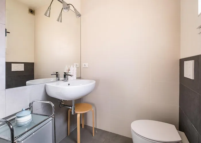 La Mansarda Del Pratello By Wonderful Italy * بولونيا