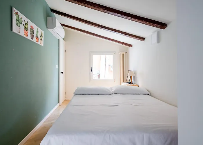 La Mansarda Del Pratello By Wonderful Italy * Boloňa